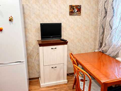 квартира за адресою Миколи Бажана просп., 7