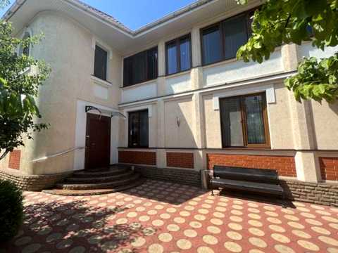 комерційна за адресою Окружна вул., 32/1
