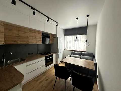 квартира за адресою Бережанська вул., 18