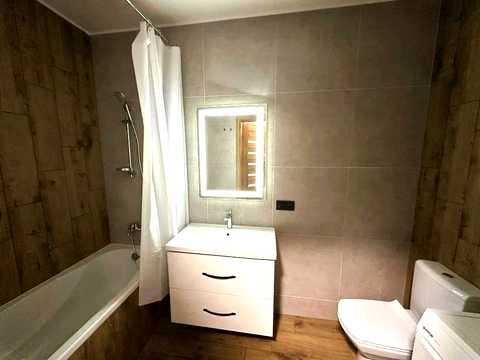 квартира за адресою Бережанська вул., 18