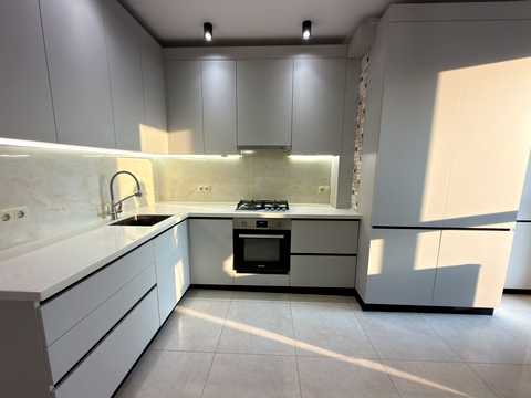 квартира за адресою Центральна вул., 21-А