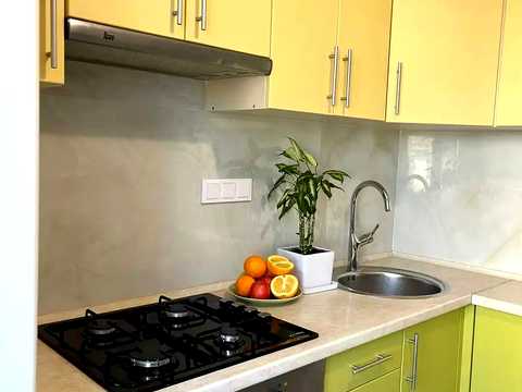 квартира за адресою Гната Юри вул., 1