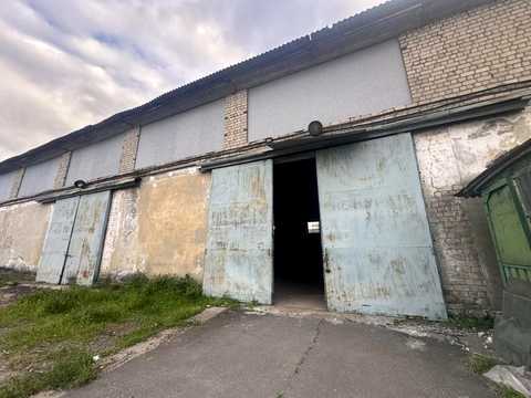 комерційна за адресою Десантників пл., 2