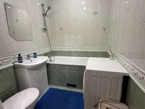 квартира за адресою Миколи Бажана просп., 12