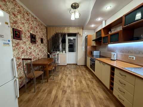 квартира за адресою Миколи Бажана просп., 12