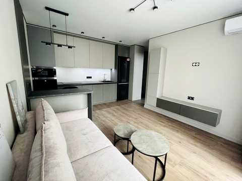 квартира за адресою Генерала Грекова вул., 4