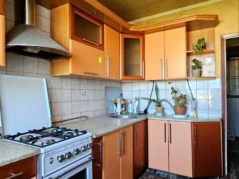 квартира за адресою Кам'янецька вул., 16