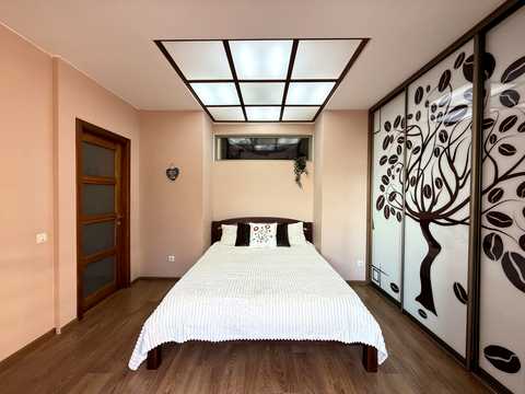 квартира за адресою Будівельників вул., 2