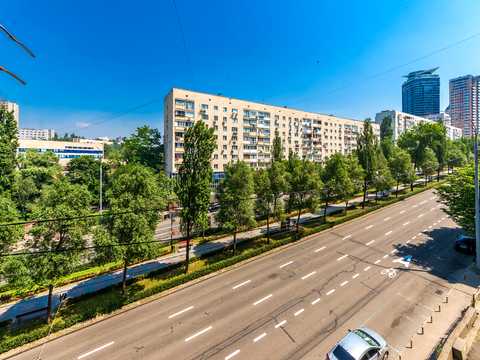 квартира по адресу Леси Украинки бульв., 8