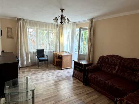 квартира за адресою Сельських вул., 7