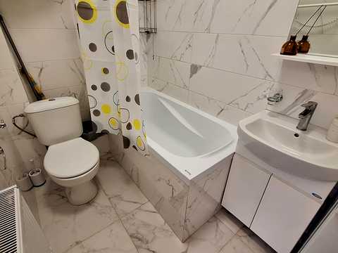квартира за адресою Осіння вул., 59