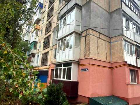 квартира за адресою Кропивницький, Леоніда Каденюка вул. (Пацаєва), 14 к1