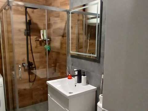квартира за адресою Райдужна вул., 37