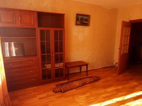 квартира за адресою Академіка Булаховського вул., 5-Б