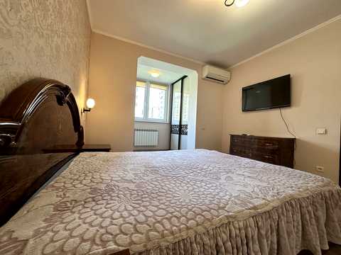 квартира за адресою Анни Ахматової вул., 39-А
