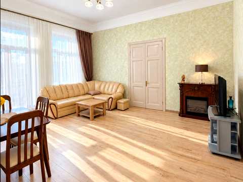 квартира за адресою Київ, Лютеранська вул., 8