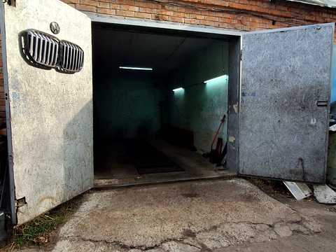 паркоместо по адресу Європейська, 1