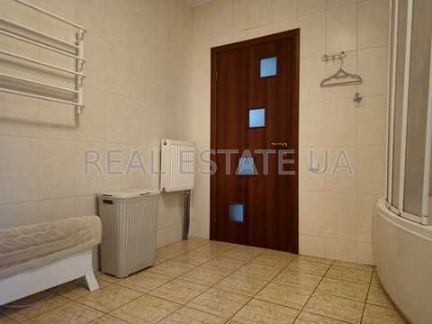 дом по адресу Киев, 1-ша Садова ул., 3