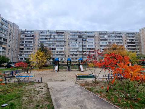 квартира за адресою Тростянецька вул., 3