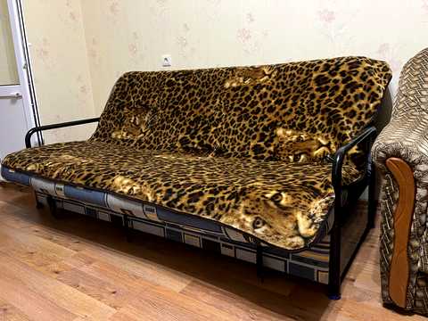 квартира за адресою Анни Ахматової вул., 4