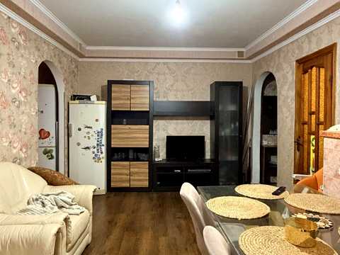 квартира за адресою Молодіжна вул., 9/1