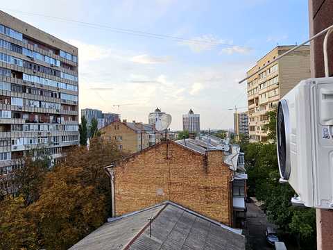 квартира за адресою Варязький пров. (Бехтеревський), 4