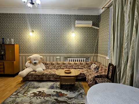 квартира за адресою Варязький пров. (Бехтеревський), 4