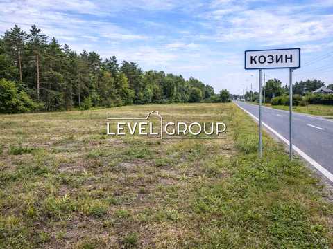 ділянка за адресою смт. Козин, 