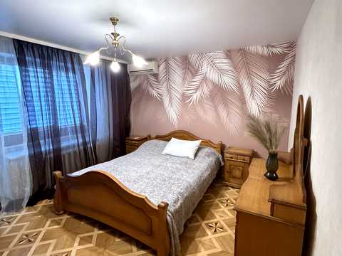 квартира за адресою Казимира Малевича вул. (Боженка), 83