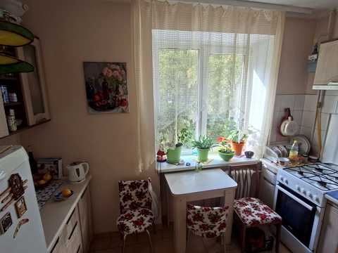 квартира за адресою Павла Тичини вул., 12