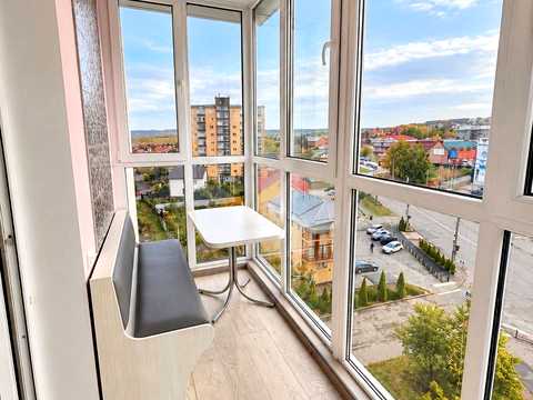 квартира за адресою Панаса Мирного вул., 37/3