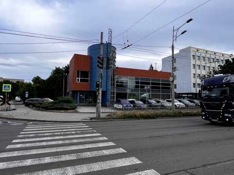 комерційна за адресою Слобожанський просп. (Газети "Правда"), 96А