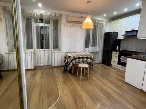 квартира за адресою Павла Чубинського вул., 11