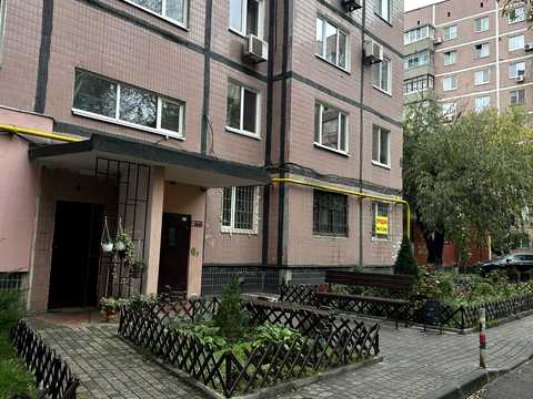 квартира за адресою Героїв просп., 10