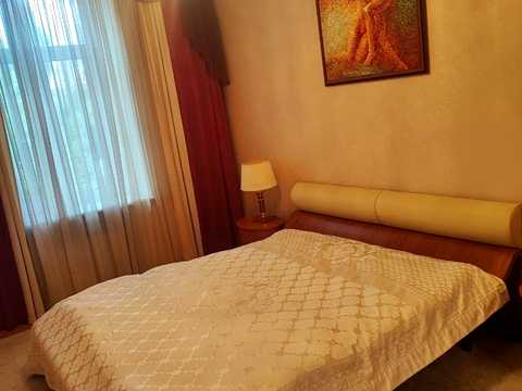 квартира за адресою Олеся Гончара вул., 25