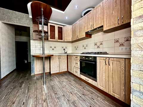 квартира за адресою с. Софіївська Борщагівка, Миру вул., 30