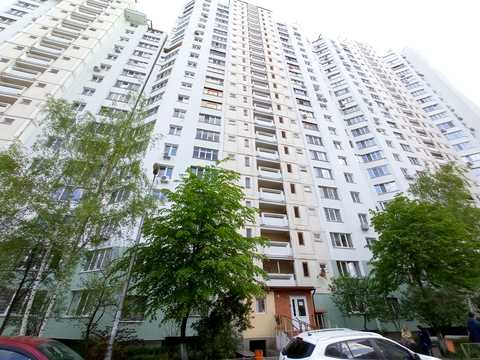 квартира за адресою Драгоманова вул., 8-А