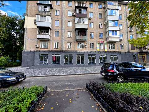 коммерческая по адресу Николая Михновского бульв. (Дружбы народов), 27