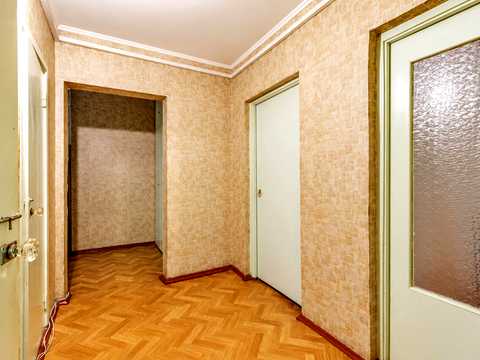 квартира за адресою Академіка Глушкова просп., 12
