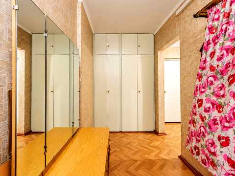 квартира за адресою Академіка Глушкова просп., 12