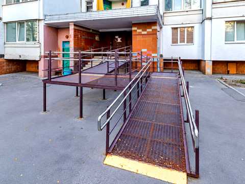 квартира за адресою Академіка Глушкова просп., 12