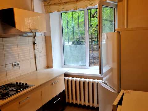 квартира за адресою Шовковична вул., 48