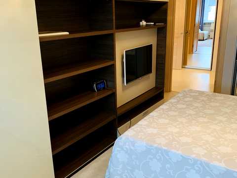 квартира за адресою Київ, Різницька вул., 8