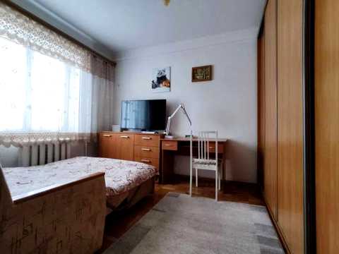 квартира за адресою Павла Тичини просп., 1