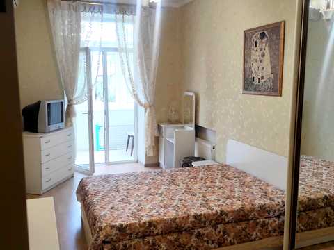 квартира за адресою Леонтовича вул. (Бєлінського), 10