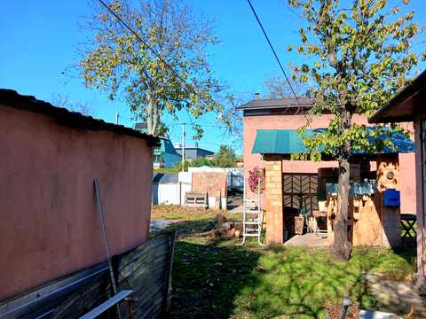будинок за адресою Київ, 61-ша Садова вул.