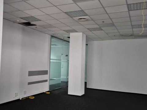 комерційна за адресою Фізкультури вул., 30в