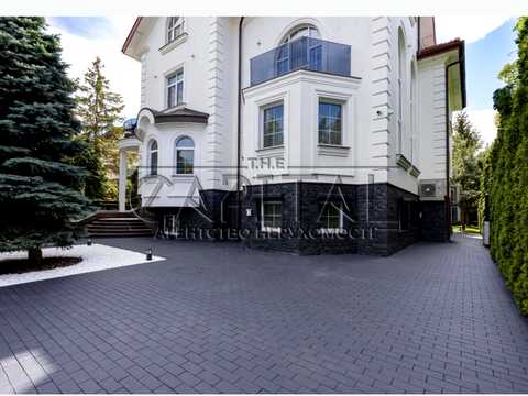 дом по адресу с. Вишенки, Мира ул.