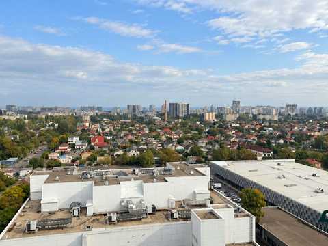 квартира за адресою Георгія Липського вул. (Толбухіна), 135а