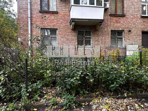 комерційна за адресою Київ, Леоніда Первомайського вул., 4